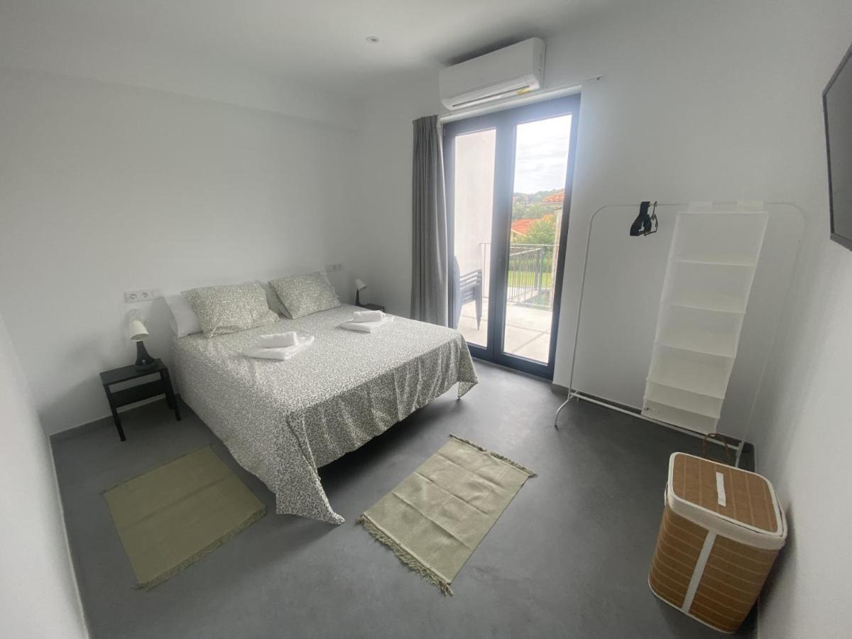 Apartment Santamira Street